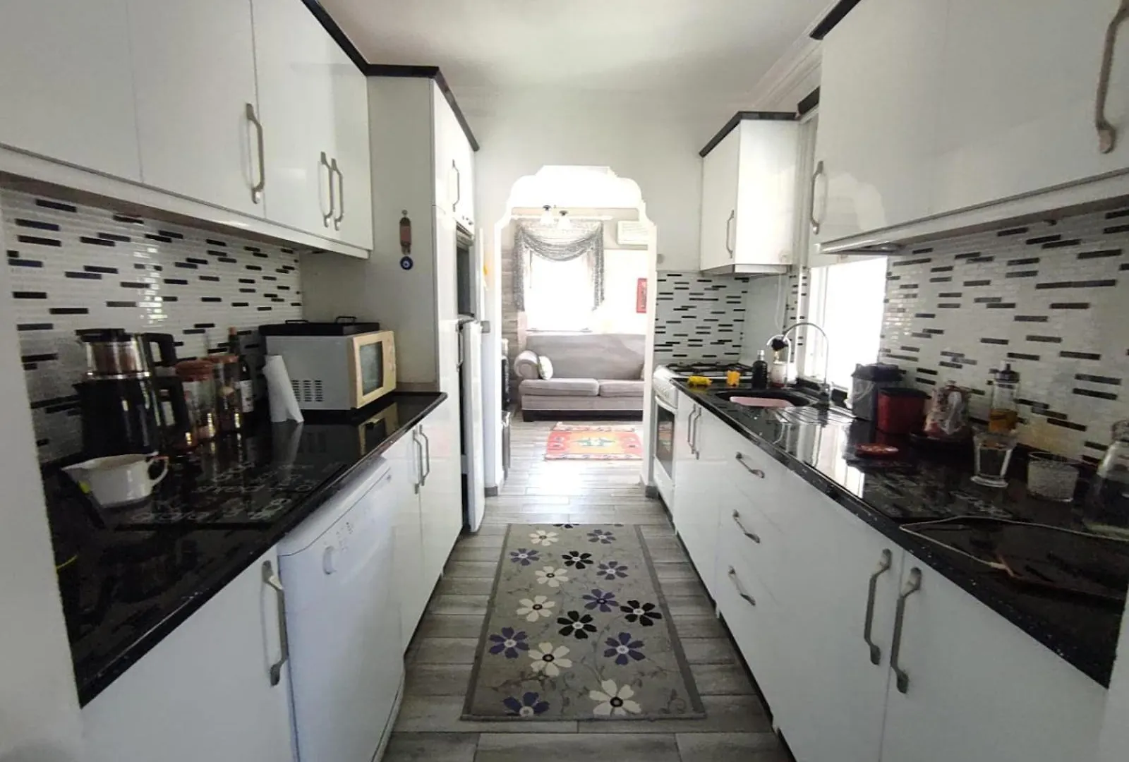 Havuzlu Beyaz Villa Fethiye