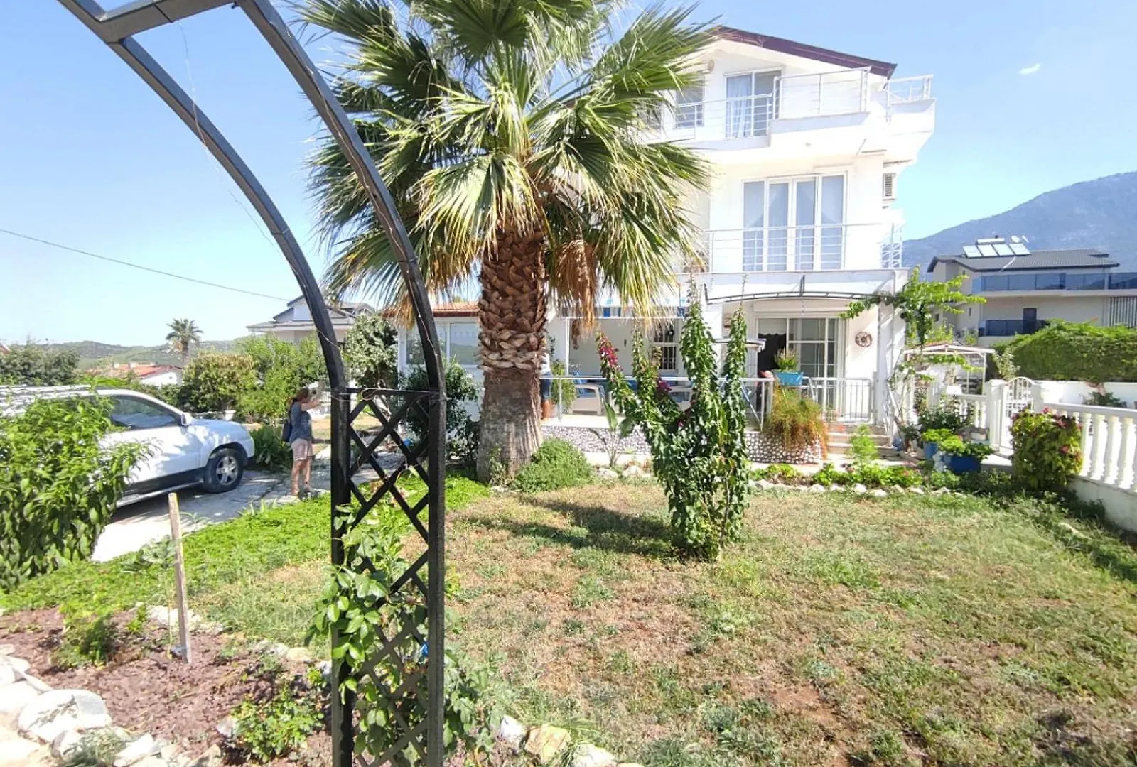 Havuzlu Beyaz Villa location